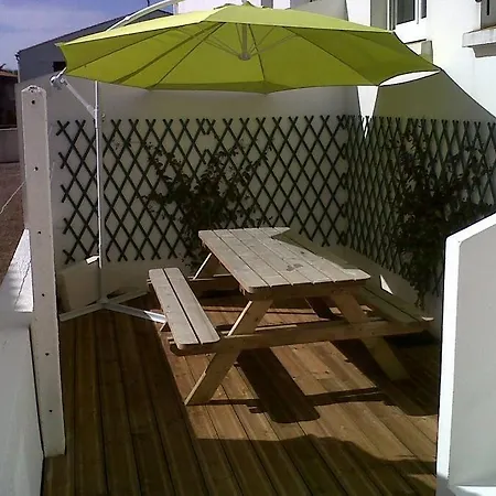 Maison Proche Centre Et Plage 펜션